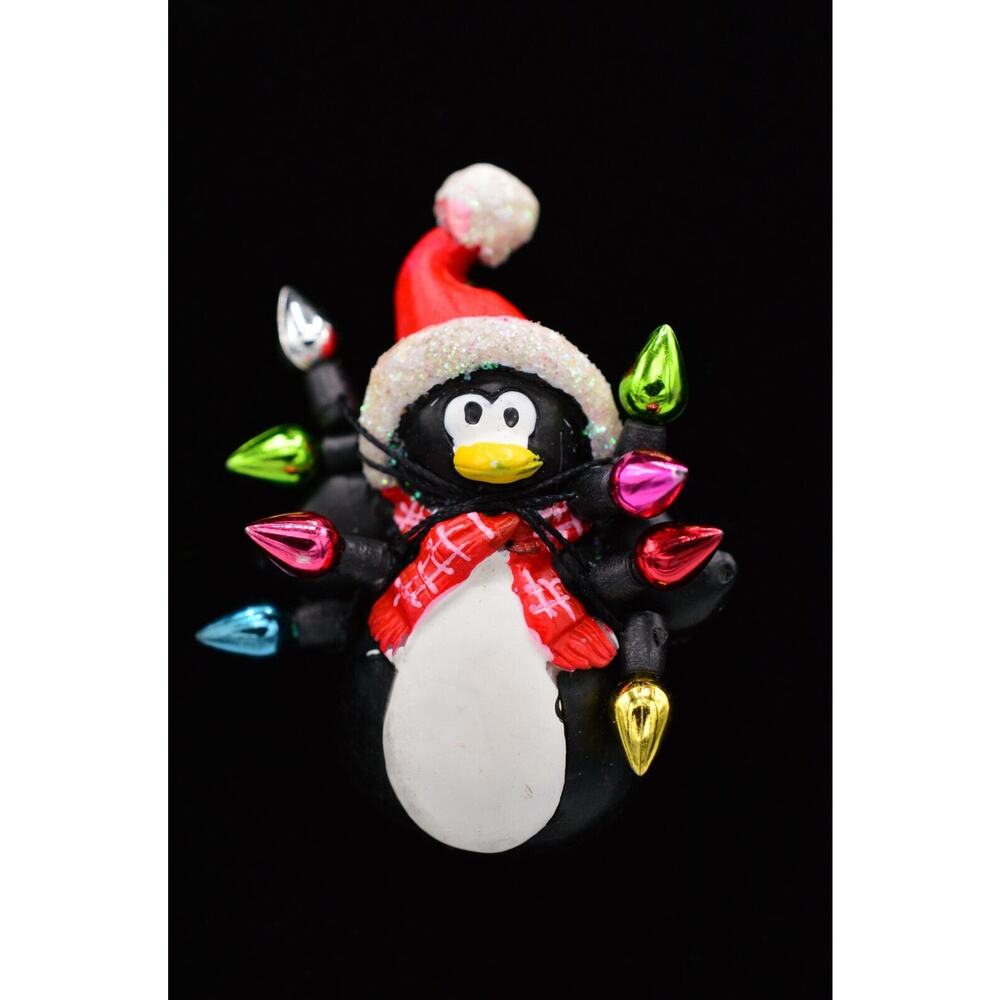 Vintage Christmas Pin Brooch Cute Penguin Lights Santa Hat Holiday Bin7